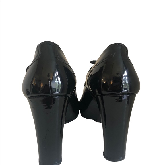 Stuart weitzman size 8 - Picture 3 of 6